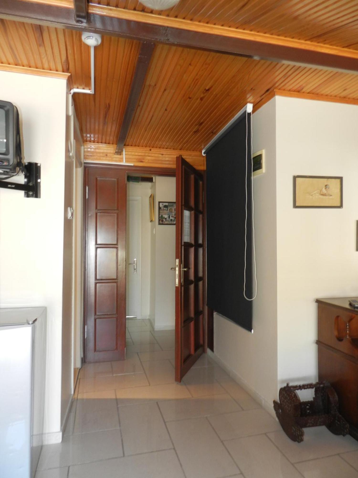 Berk Guest House - Grandma'S House Истанбул Стая снимка