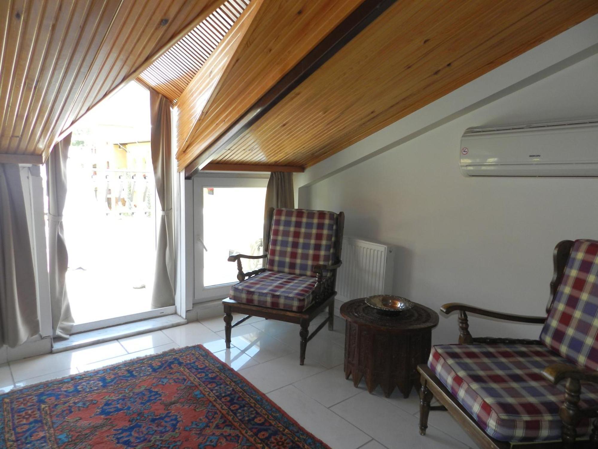 Berk Guest House - Grandma'S House Истанбул Стая снимка